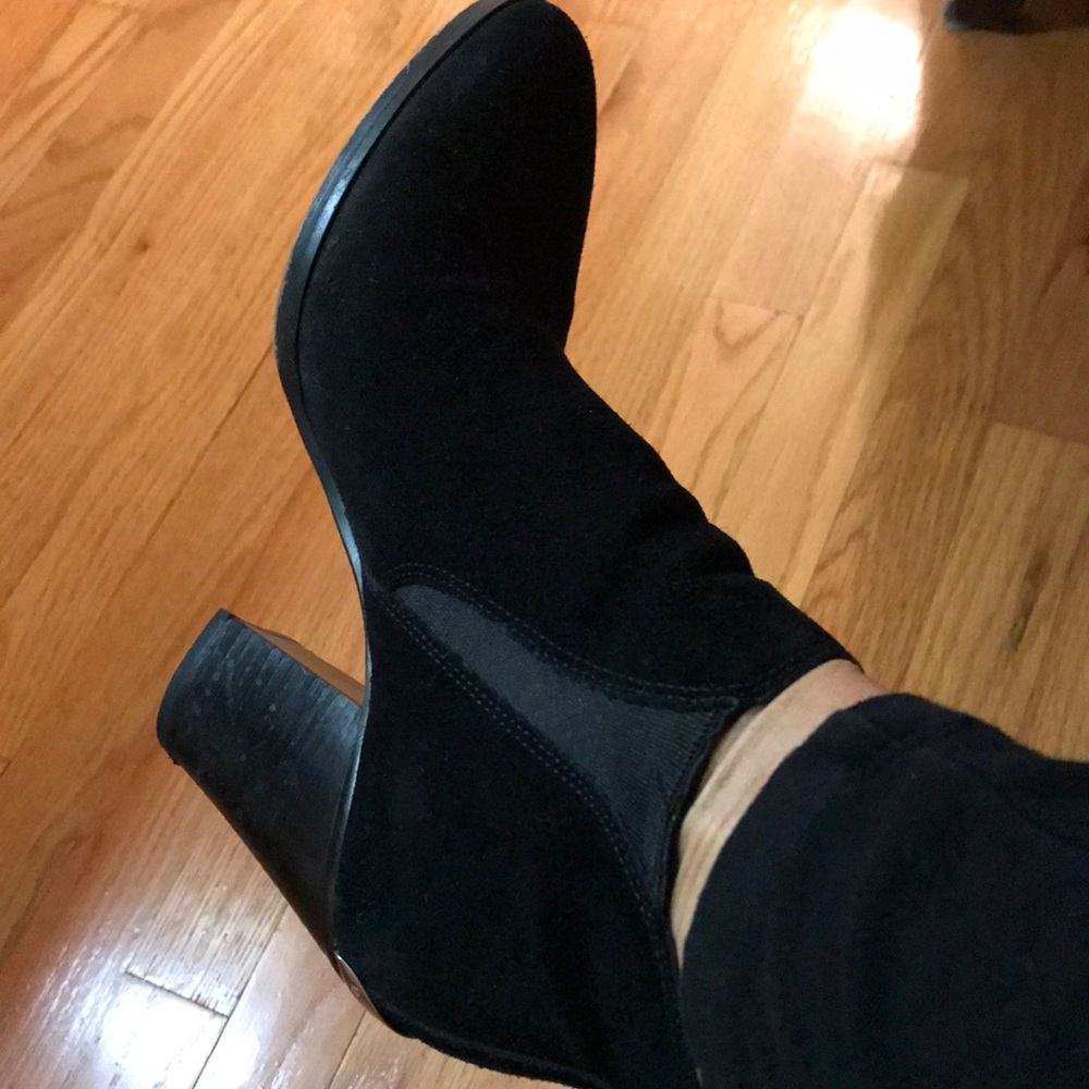 MK booties